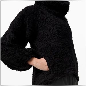 Lululemon Warm Restore Sherpa Pullover. NWT